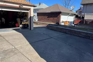 579 Oregon Ave, Cliffside Park, NJ 07010 - Photo 34