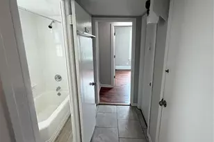126 Essex St, Hackensack, NJ 07601 - Photo 16
