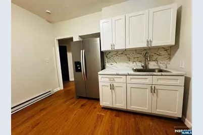 489 17th Street 2 #2, Newark, NJ 07103 - Photo 4