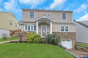 25 Veterans Pl, North Arlington, NJ 07031 - Photo 1