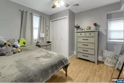 25 Veterans Place, North Arlington, NJ 07031 - Photo 6