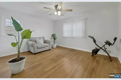 25 Veterans Place, North Arlington, NJ 07031 - Photo 14