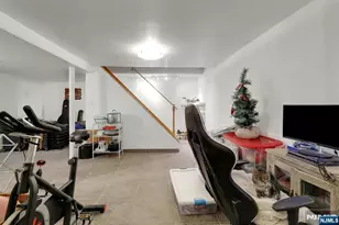 25 Veterans Pl, North Arlington, NJ 07031 - Photo 18