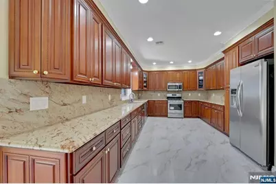 627 Concord Street, New Milford, NJ 07646 - Photo 18