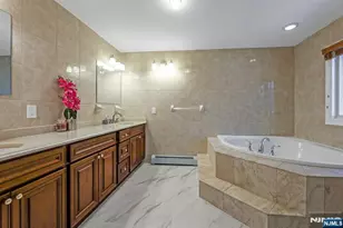 627 Concord St, New Milford, NJ 07646 - Photo 26