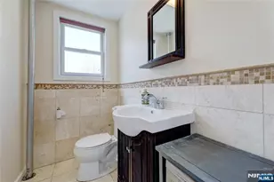 577 Forest Ave, Paramus, NJ 07652 - Photo 20