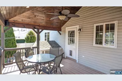 277 Wallington Avenue, Wallington, NJ 07057 - Photo 26