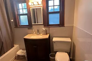 325 Bogert Ave, Ridgewood, NJ 07450 - Photo 16