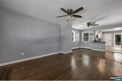 31-33 William Street, Bergenfield, NJ 07621 - Photo 6