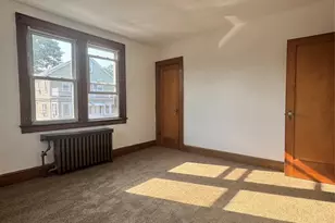 688 Kingsland Ave 2, Ridgefield, NJ 07657 - Photo 12