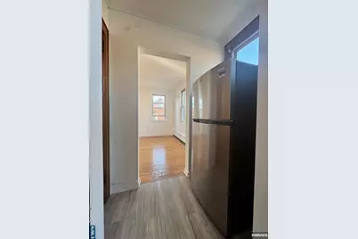 688 Kingsland Avenue 2 #2, Ridgefield, NJ 07657 - Photo 6
