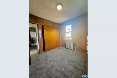 688 Kingsland Avenue 2 #2, Ridgefield, NJ 07657 - Photo 14