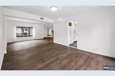 1431 John Street, Fort Lee, NJ 07024 - Photo 12