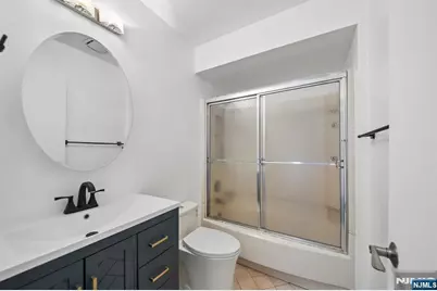 1431 John Street, Fort Lee, NJ 07024 - Photo 30