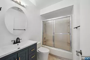 1431 John St, Fort Lee, NJ 07024 - Photo 30