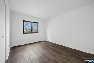 1431 John St, Fort Lee, NJ 07024 - Photo 28