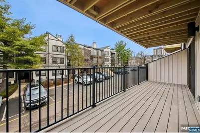 1431 John Street, Fort Lee, NJ 07024 - Photo 20