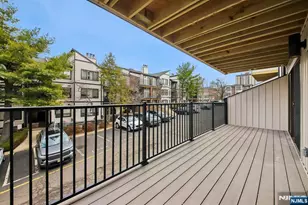 1431 John St, Fort Lee, NJ 07024 - Photo 20