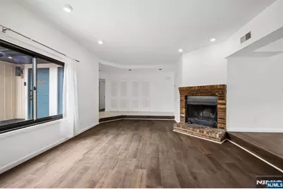 1431 John Street, Fort Lee, NJ 07024 - Photo 6