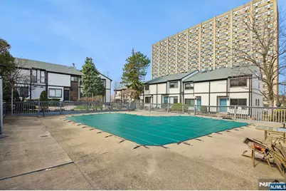 1431 John Street, Fort Lee, NJ 07024 - Photo 34