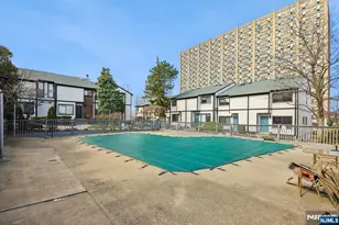 1431 John St, Fort Lee, NJ 07024 - Photo 34