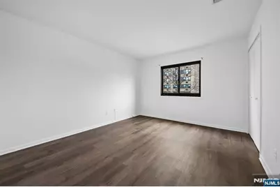 1431 John Street, Fort Lee, NJ 07024 - Photo 26