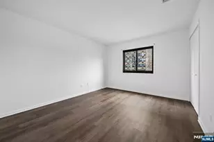 1431 John St, Fort Lee, NJ 07024 - Photo 26