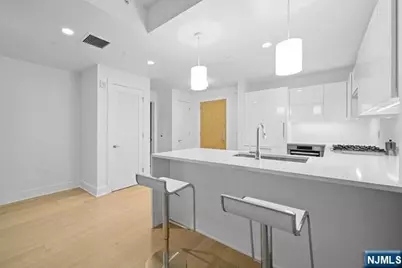 9 Ave At Port Imperial 326 #326, West New York, NJ 07093 - Photo 4