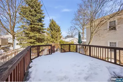 155 W Clinton Avenue, Bergenfield, NJ 07621 - Photo 16