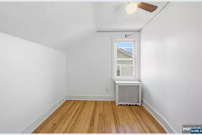155 W Clinton Avenue, Bergenfield, NJ 07621 - Photo 14