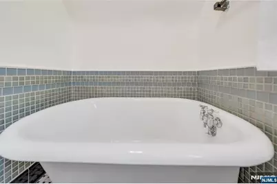 157 Glenbrook Parkway, Englewood, NJ 07631 - Photo 32