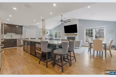 59 Colgate Avenue, Wyckoff Township, NJ 07481 - Photo 2