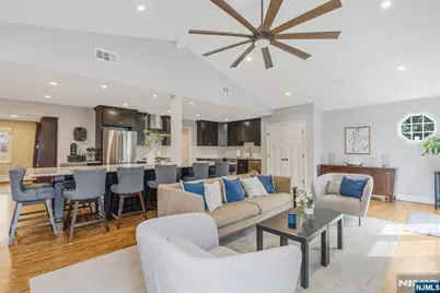 59 Colgate Avenue, Wyckoff Township, NJ 07481 - Photo 4