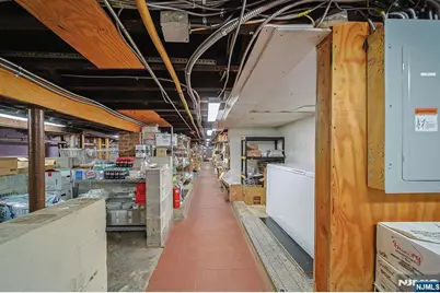 325 Broad Avenue, Palisades Park, NJ 07650 - Photo 22