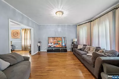 38-40 Nairn Place, Newark, NJ 07108 - Photo 4