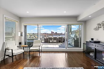 504 Undercliff Avenue, Edgewater, NJ 07020 - Photo 28