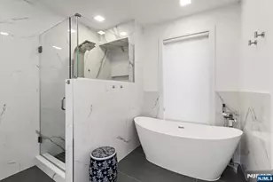 504 Undercliff Ave, Edgewater, NJ 07020 - Photo 18