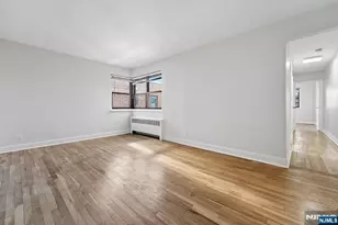 2329 Hudson Terrace E9, Fort Lee, NJ 07024 - Photo 6