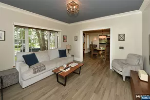 429 Sterling Pl, Ridgewood, NJ 07450 - Photo 2