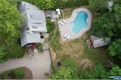 429 Sterling Place, Ridgewood, NJ 07450 - Photo 28