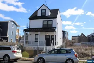 10 Bruen Ave, Irvington, NJ 07111 - Photo 2