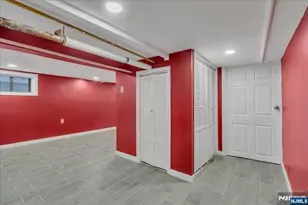 644 Valley Brook Ave, Lyndhurst Township, NJ 07071 - Photo 30