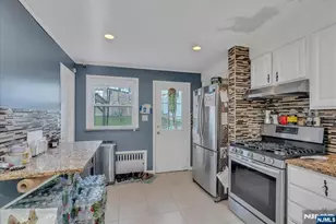 644 Valley Brook Ave, Lyndhurst Township, NJ 07071 - Photo 24