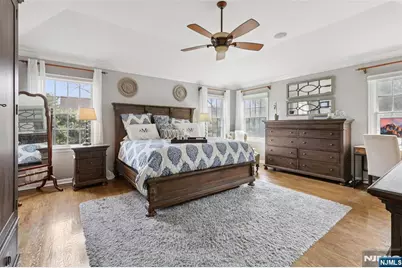 191 Hillside Avenue, Wyckoff Township, NJ 07481 - Photo 14