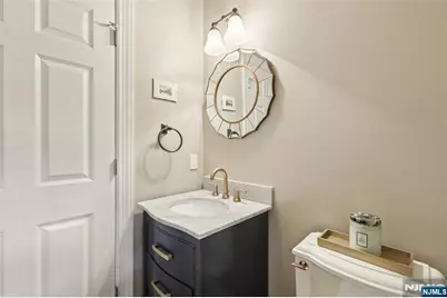 191 Hillside Avenue, Wyckoff Township, NJ 07481 - Photo 12