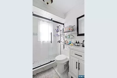 7-13 Henderson Boulevard, Fair Lawn, NJ 07410 - Photo 8