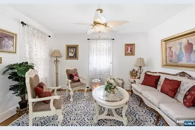 7-13 Henderson Boulevard, Fair Lawn, NJ 07410 - Photo 4