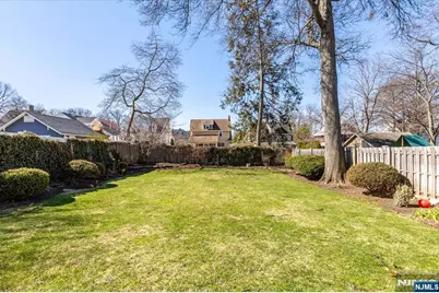 191 Donaldson Avenue, Rutherford, NJ 07070 - Photo 20