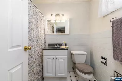 191 Donaldson Avenue, Rutherford, NJ 07070 - Photo 14