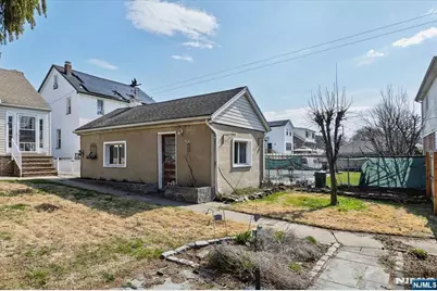 618 3rd Avenue, Lyndhurst Township, NJ 07071 - Photo 28